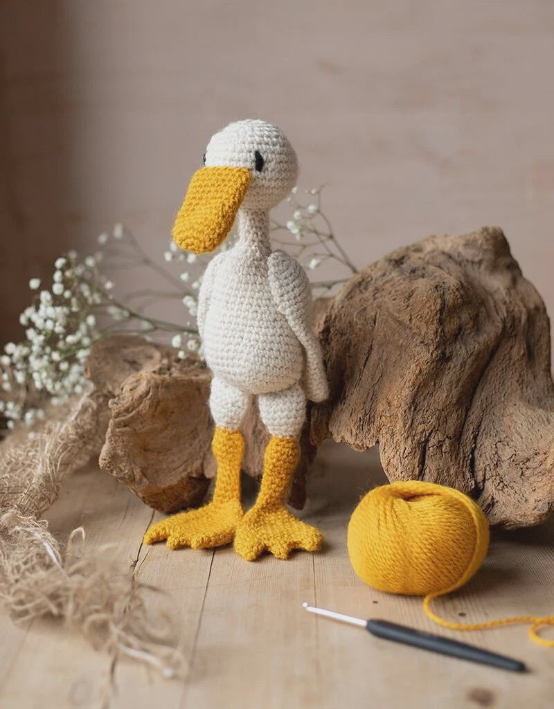 Geraldine the Duck (Toft Crochet Kit) – Spun