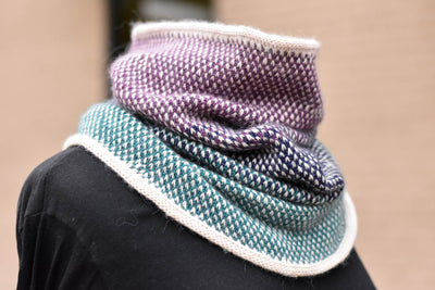 Milky Way Cowl by Bea Naretto is our Project of the Week!