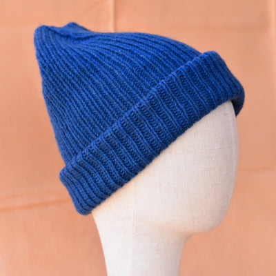 blue ribbed knit hat