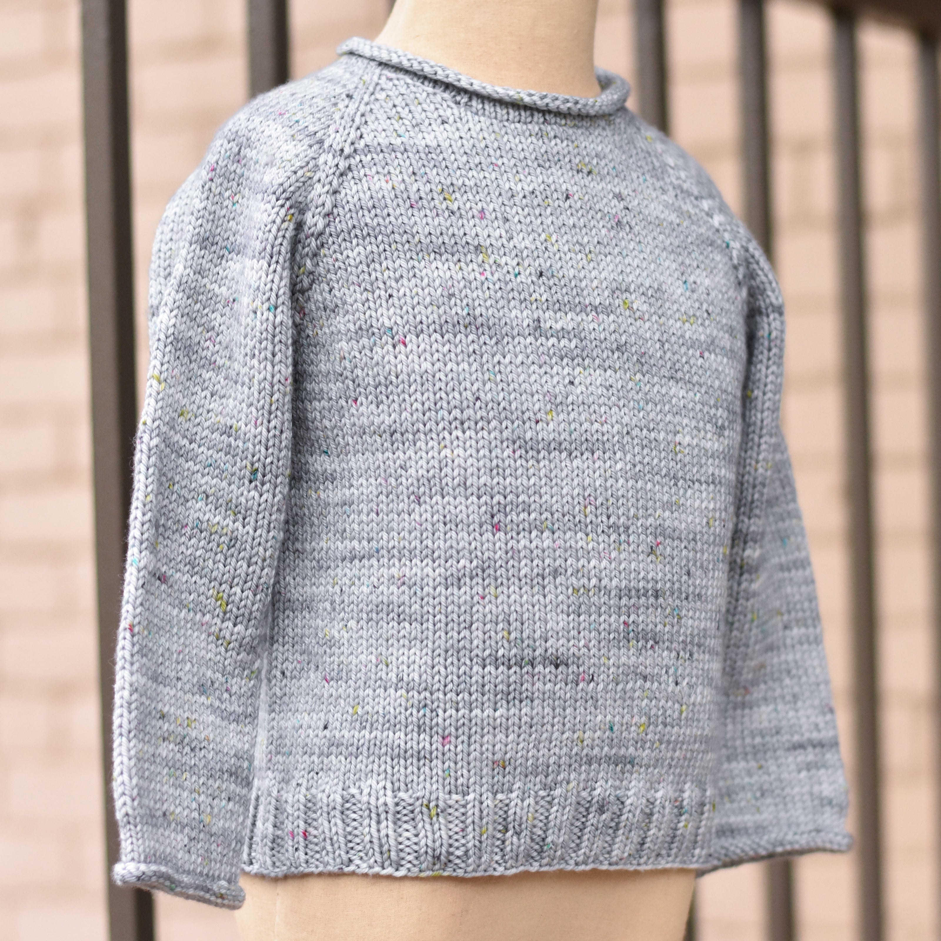 #37 Top Down Roll Raglan Kit – Spun