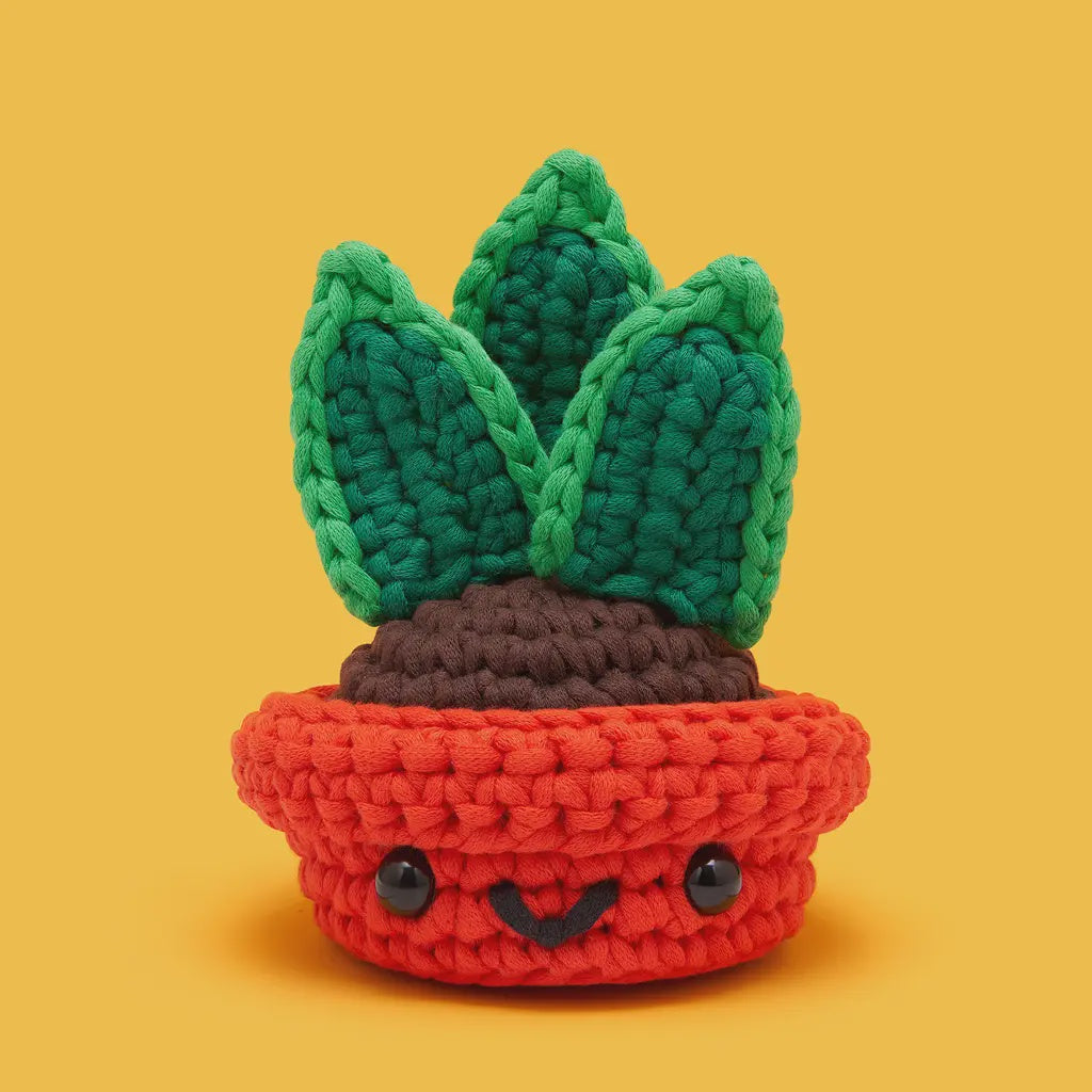 Otis the Snake Plant Beginner Crochet Kit (Woobles)