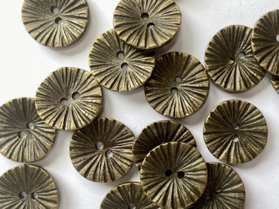 Metal Concave Starburst Buttons (15mm)