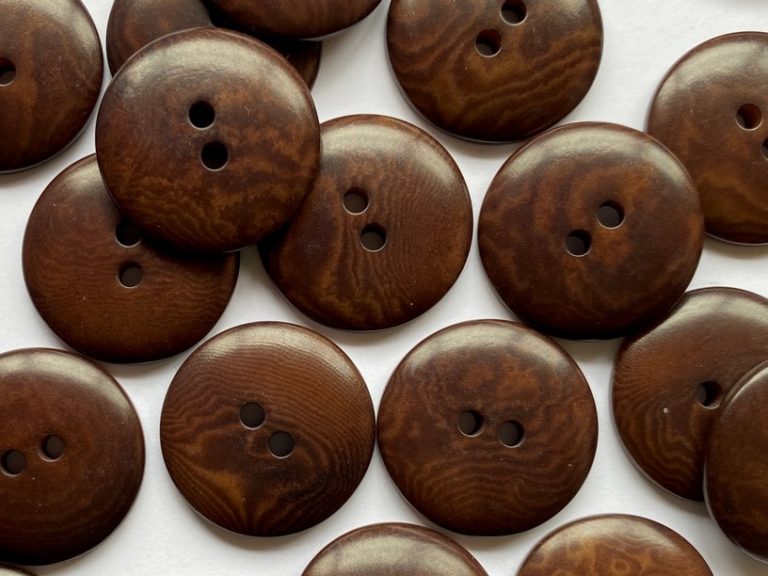 Simple Corozo Buttons (20mm)