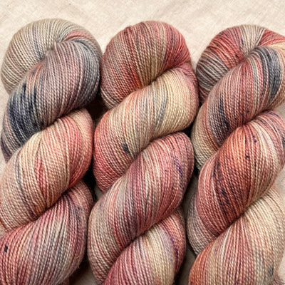 Circus Tonic Handmade Dathliad BFL Sock