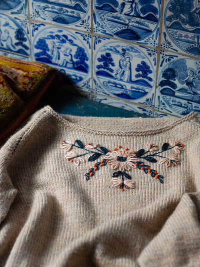 Embroidery on Knits (Judit Gummlich)