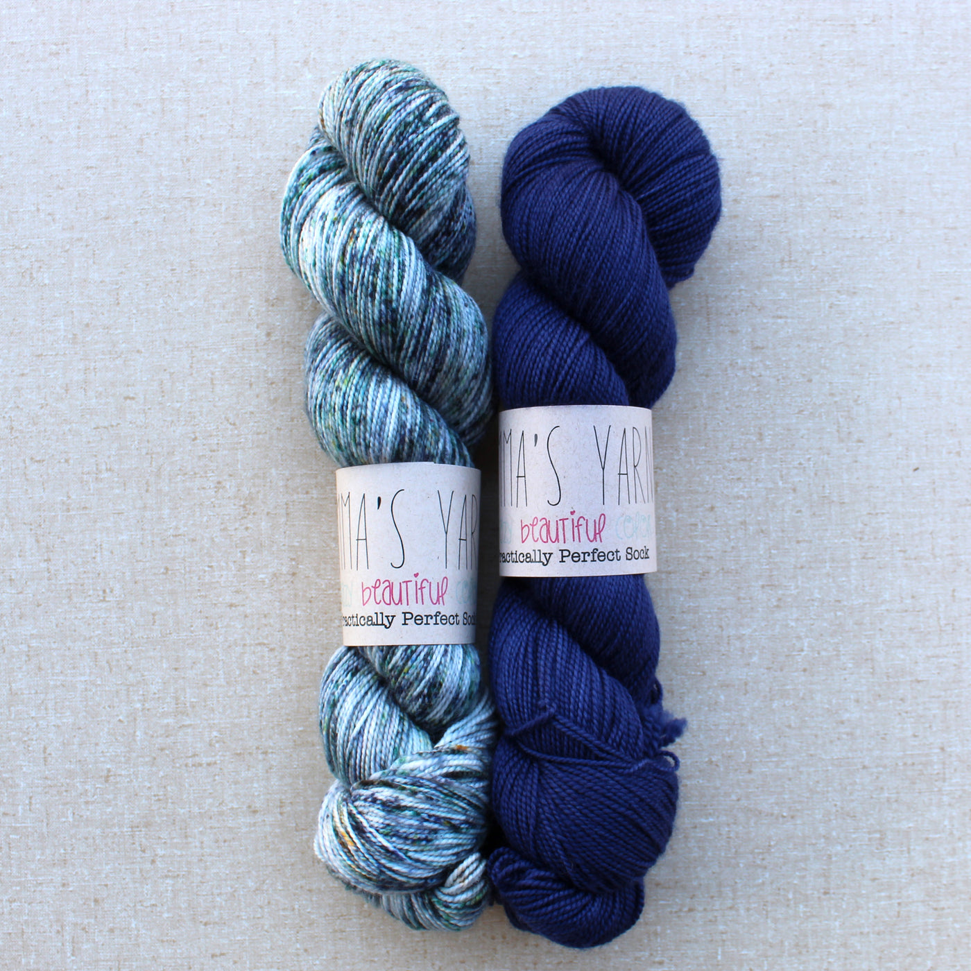 Casapinka Local Yarn Cowl Kit (Yarn Husband / Navy Blazer)