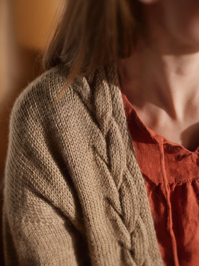 Entwined: Cables, Lace and Knitted Textures (Meiju Kallio)