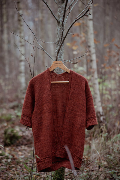 Observations: Knits and Essays from the Forest (Lotta H. Löthgren)