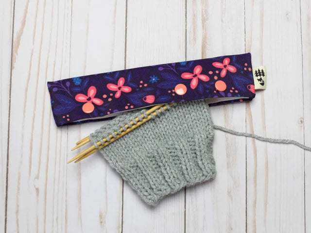 Purple Floral DPN Holder, DPN Cozy, Double Pointed Needle Holder, Gifts For Knitters, DPN Needle Holder