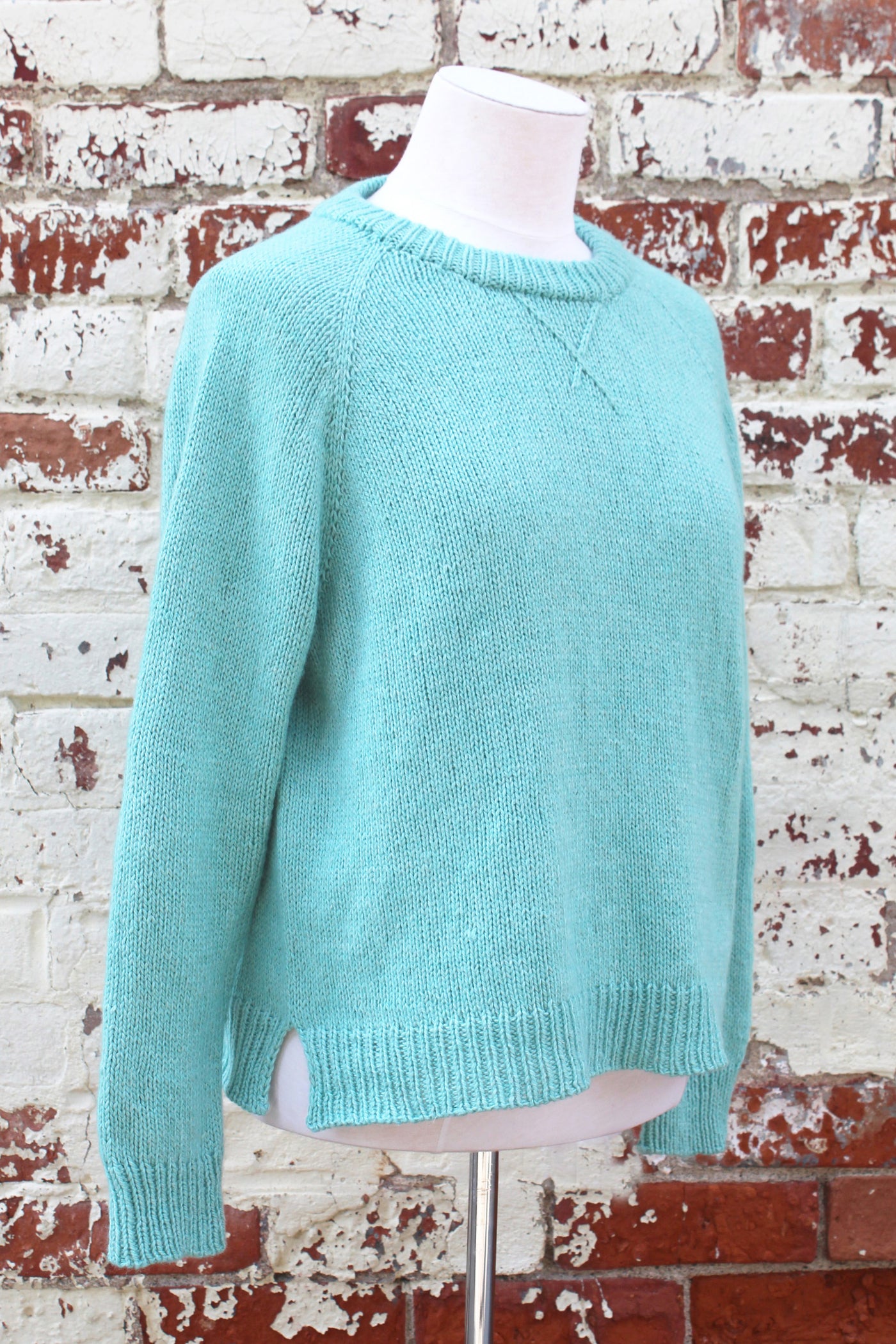 Autumn League Pullover Kit (Fibre Co. Luma)