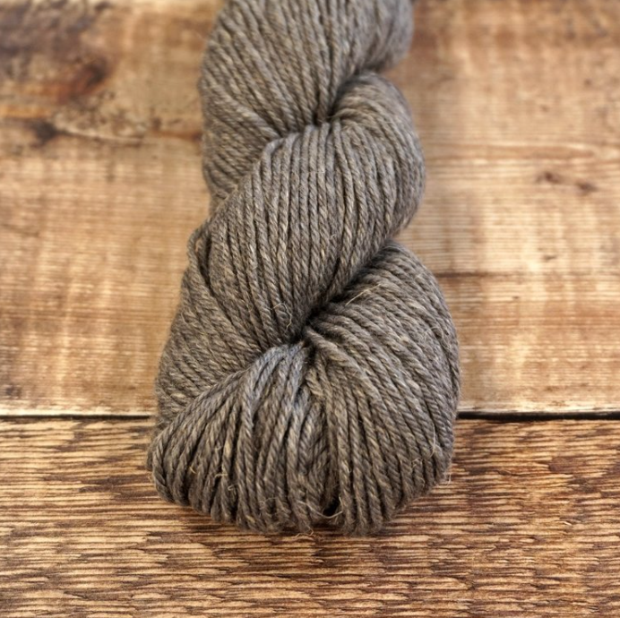 Low-key Kit, Size 1 (Kitten Fluff 9910)
