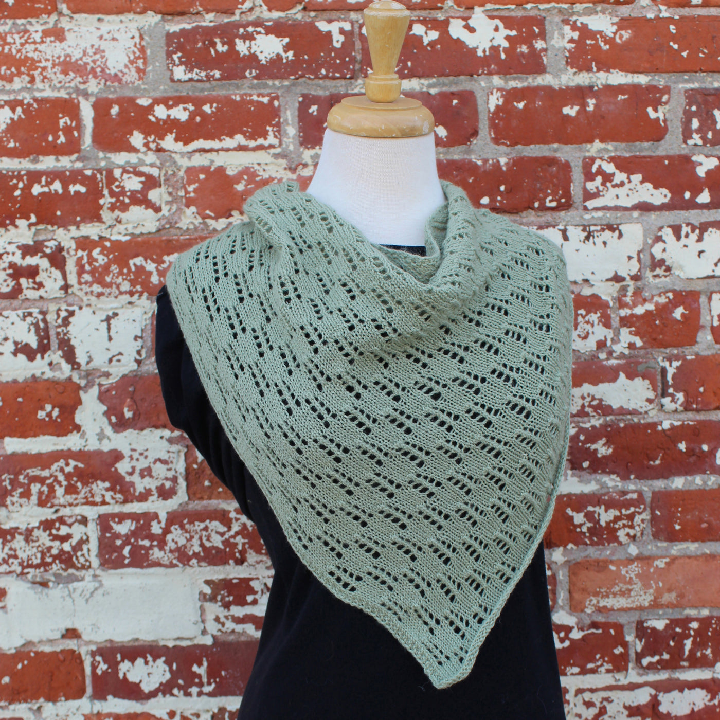 Sample: Lost Horse Shawl