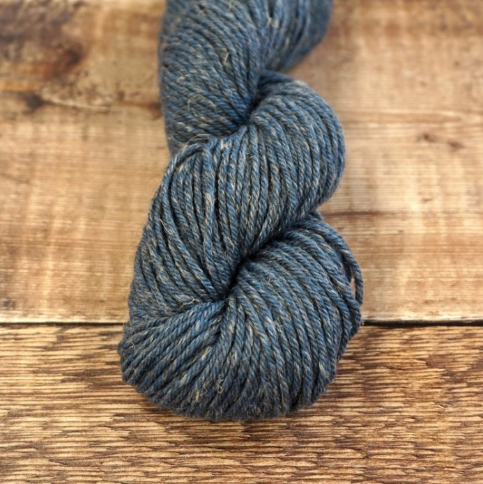 Low-key Kit, Size 7-8 (Unexpected Macaw 9904)