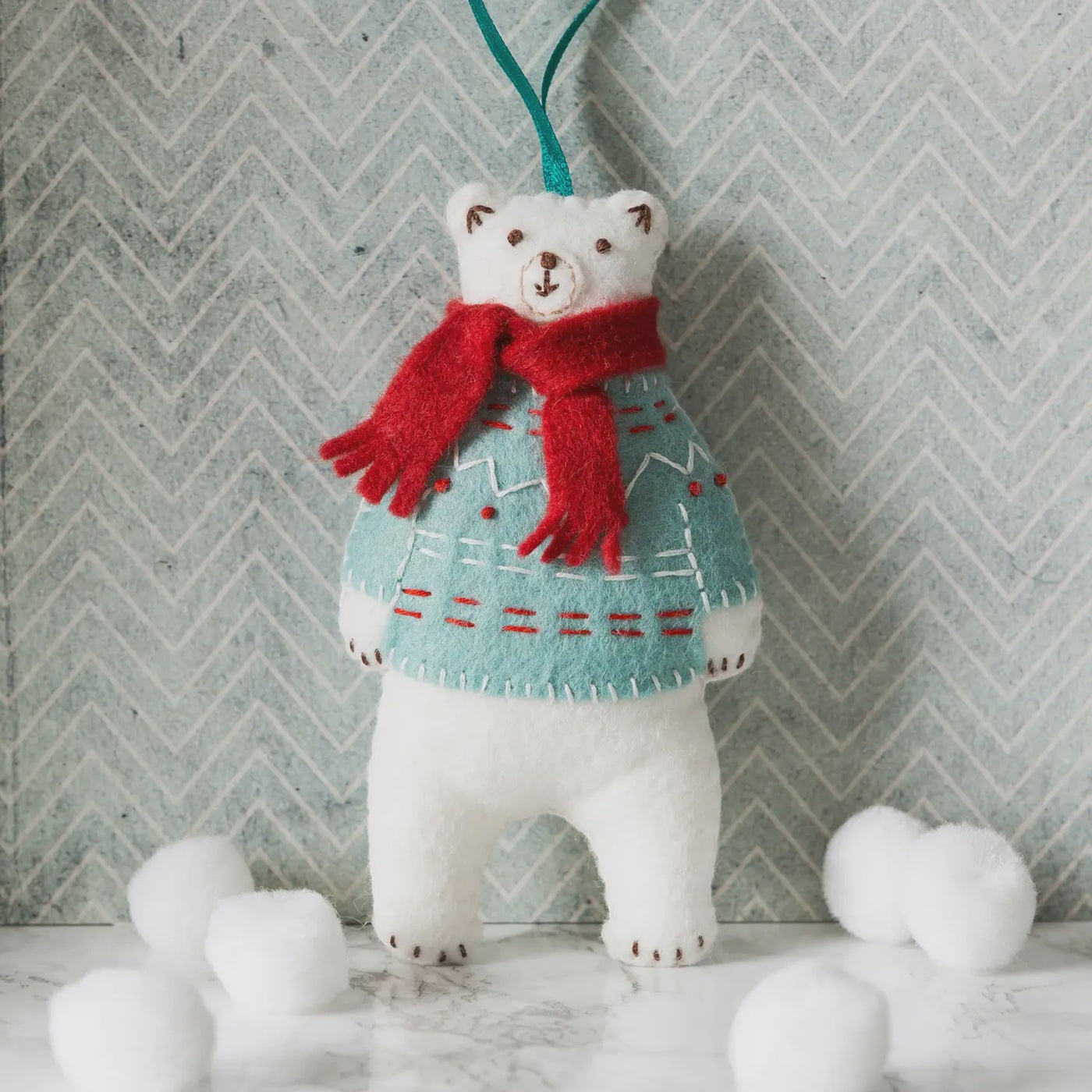 Polar Bear Felt Craft Mini Kit