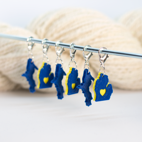 Mitten Love Knitting Stitch Markers: Maize and Blue