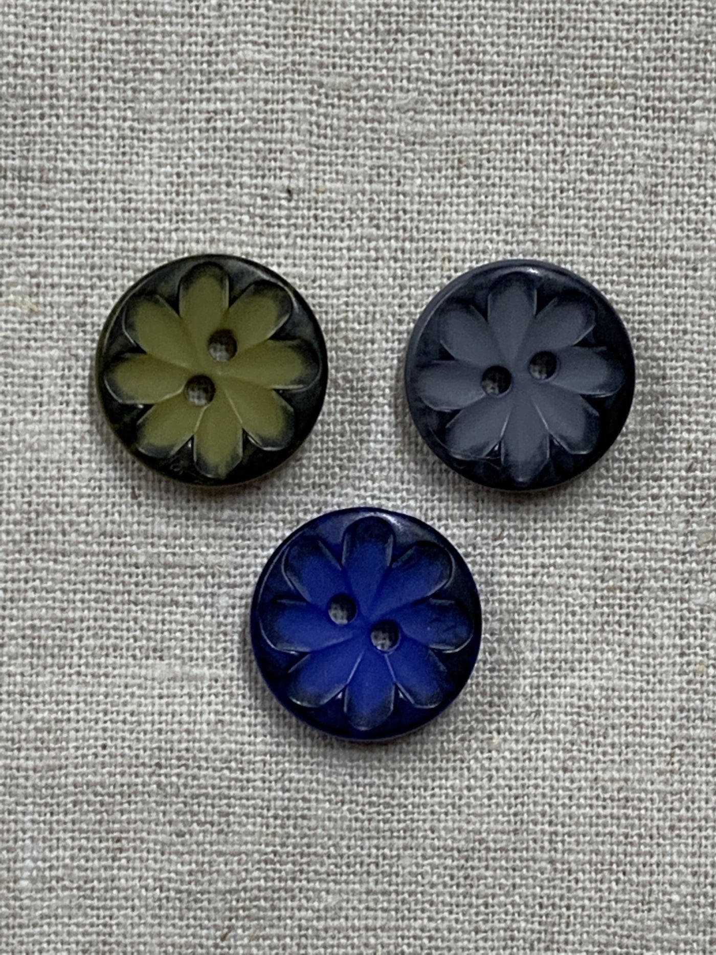 Flower Buttons (15mm)