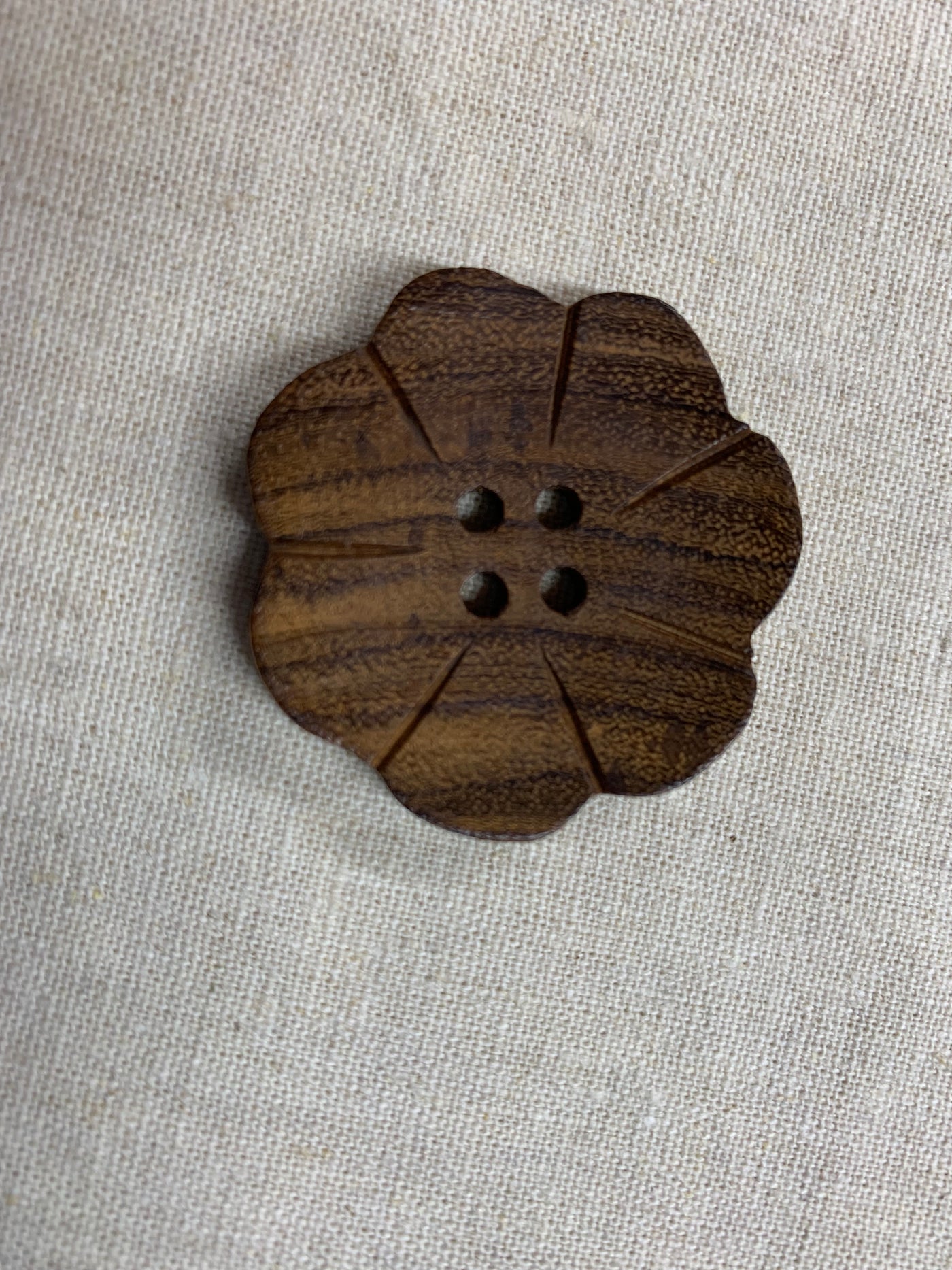 Wooden Flower Buttons (36mm)