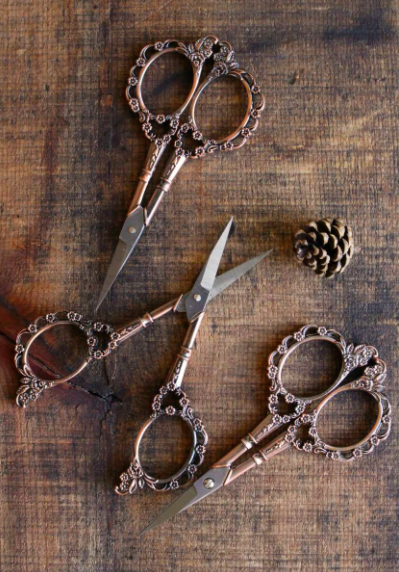 Victorian Scrollwork Scissors